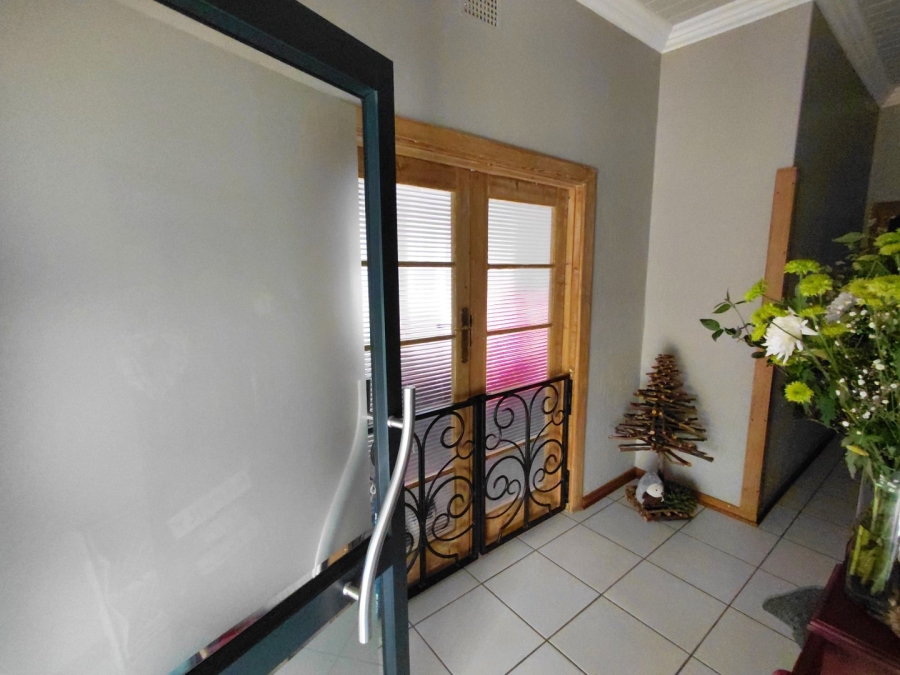 3 Bedroom Property for Sale in Wilgenhof Free State